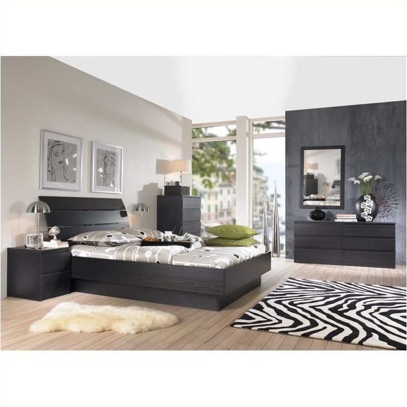 3Pc Bedroom Set with 6 Drawer Double Dresser & Two 2 Drawer Nightstands in Black