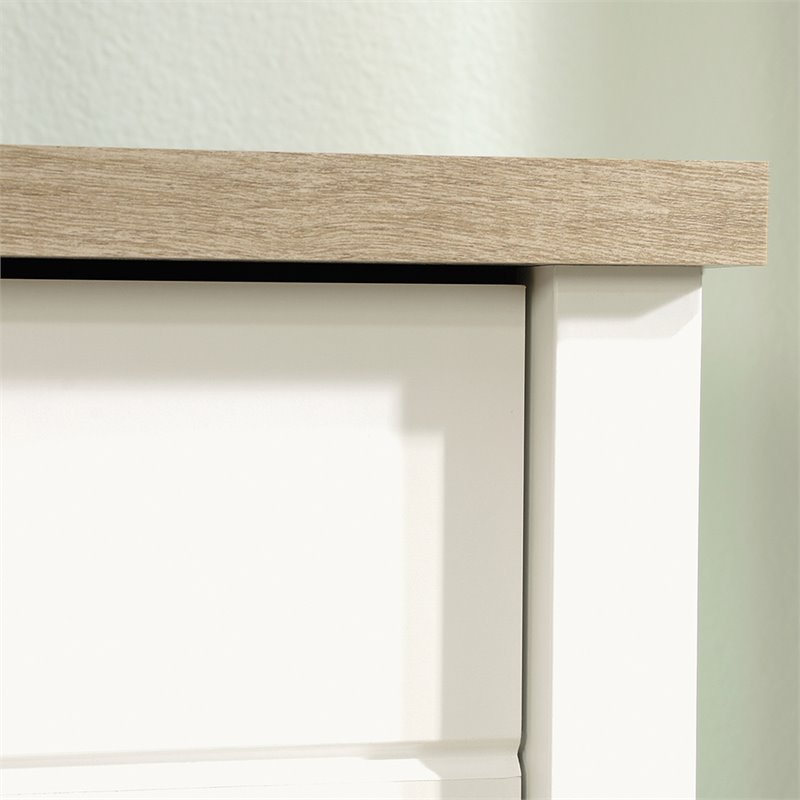 2 Piece Bedroom Set with Dresser and Nightstand in Soft White