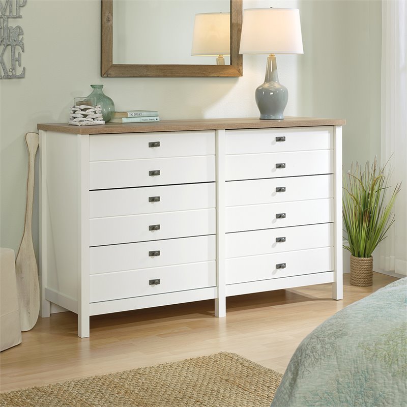 2 Piece Bedroom Set with Dresser and Nightstand in Soft White