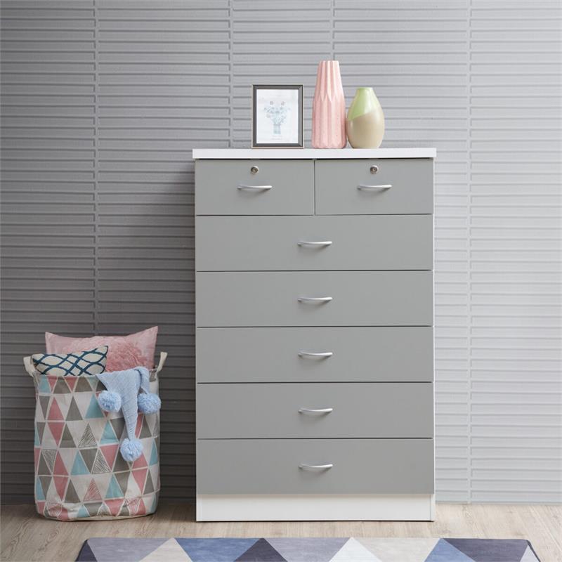 Home Square Hodedah 2 Piece 7 Drawer Wood Chest Set with Locks in Gray