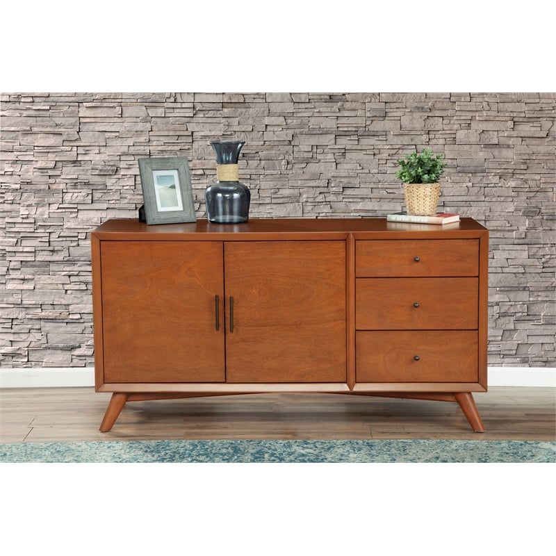 Home Square 3 Piece Set with Sideboard Full Size Panel Bed & Nightstand