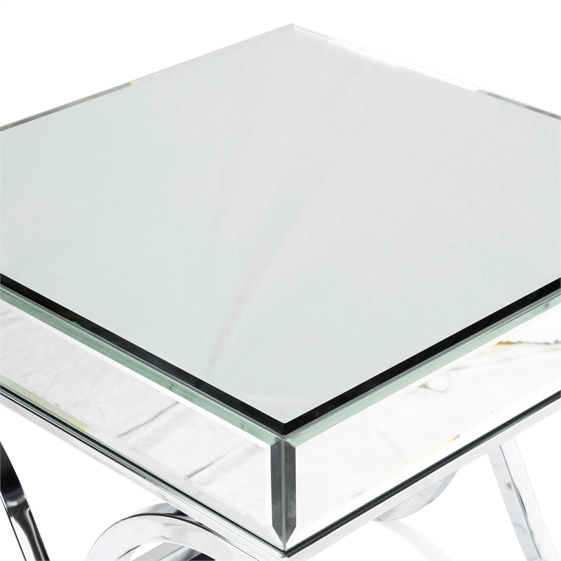 Home Square Xander Contemporary Metal Square End Table in Chrome - Set of 2