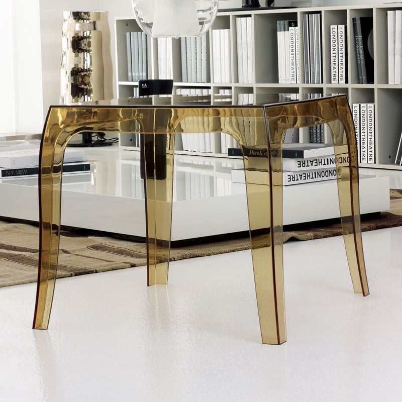 Home Square Polycarbonate Patio Side Table in Transparent Amber - Set of 2