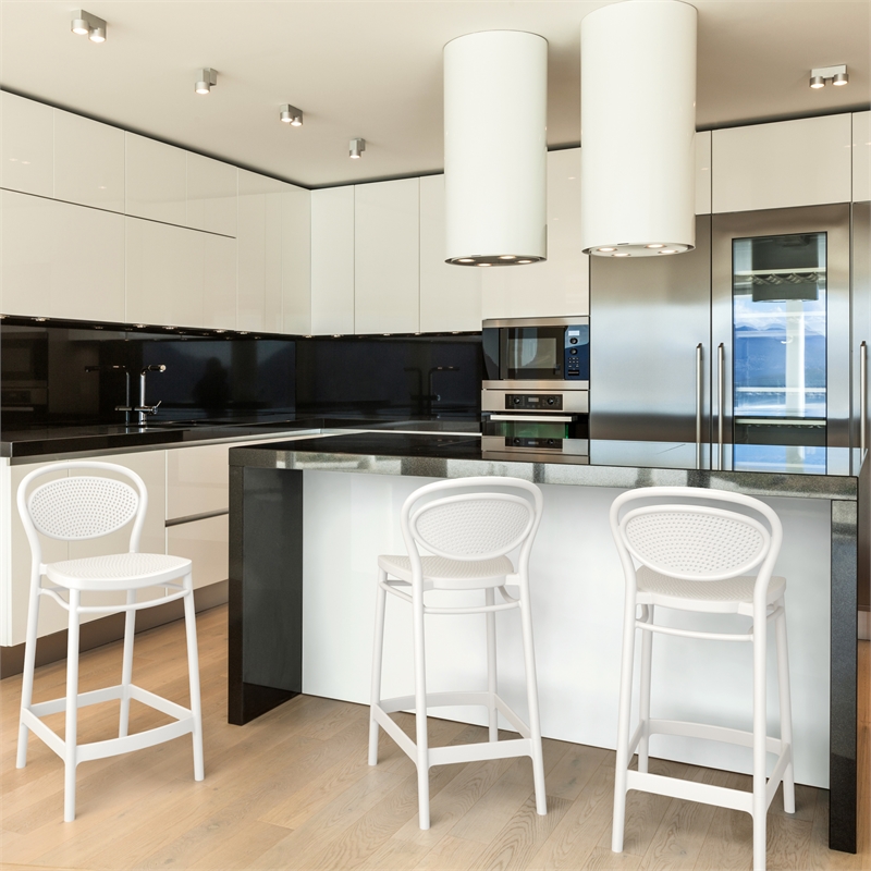 Home Square Indoor Outdoor Counter in Stool White - Set of 2