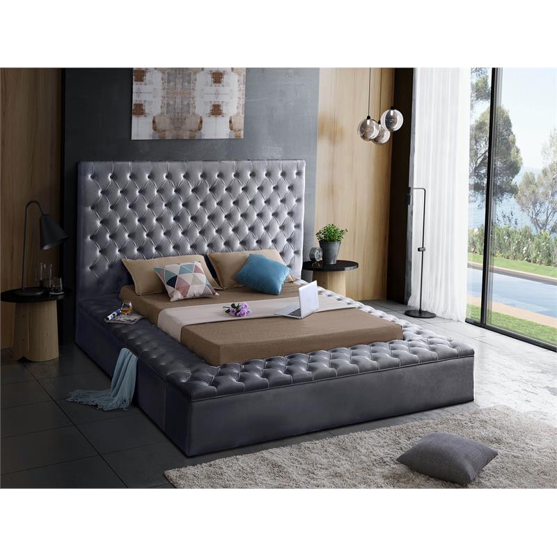 Home Square 2-Piece Set with Velvet Queen Bed and Ottoman in Gray