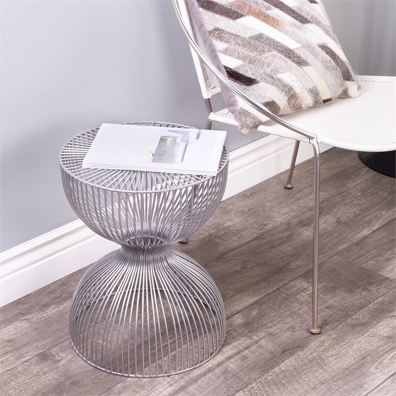 Home Square Modern Metal End Table in Silver Finish - Set of 2