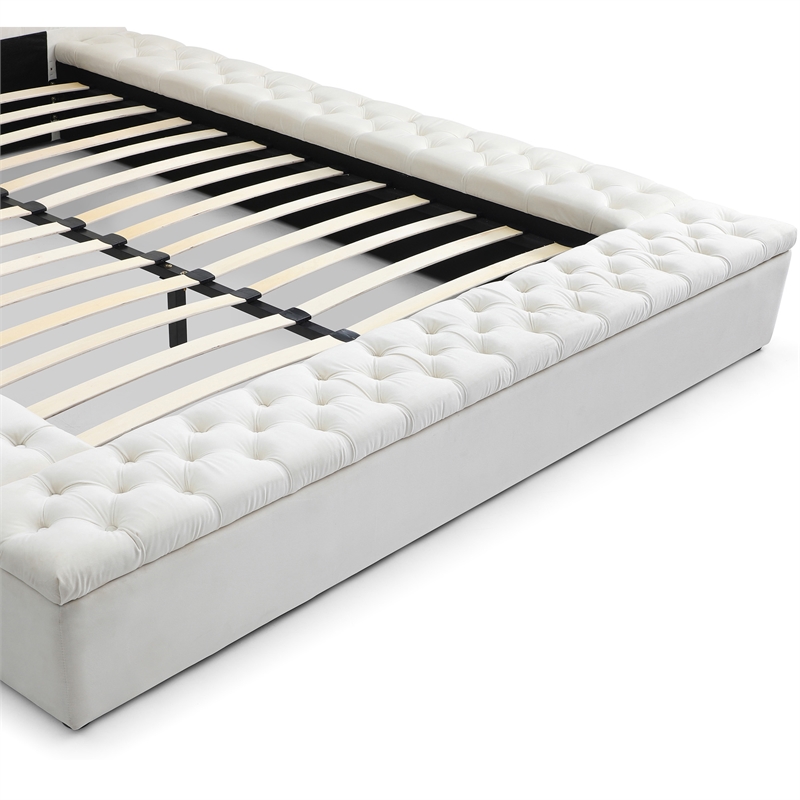 Home Square 2-Piece Set with Platform King Bed and 5 Drawer Chest in Cream