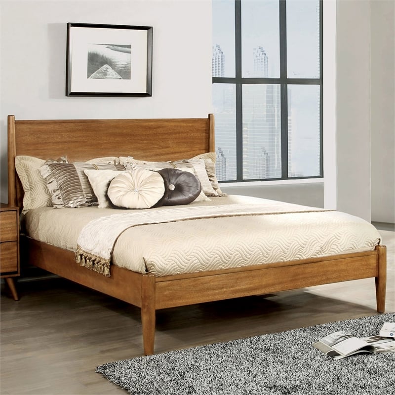 Home Square Set of 3 Wood Queen Platform Bed and 2 2-Drawer Nightstands in Oak