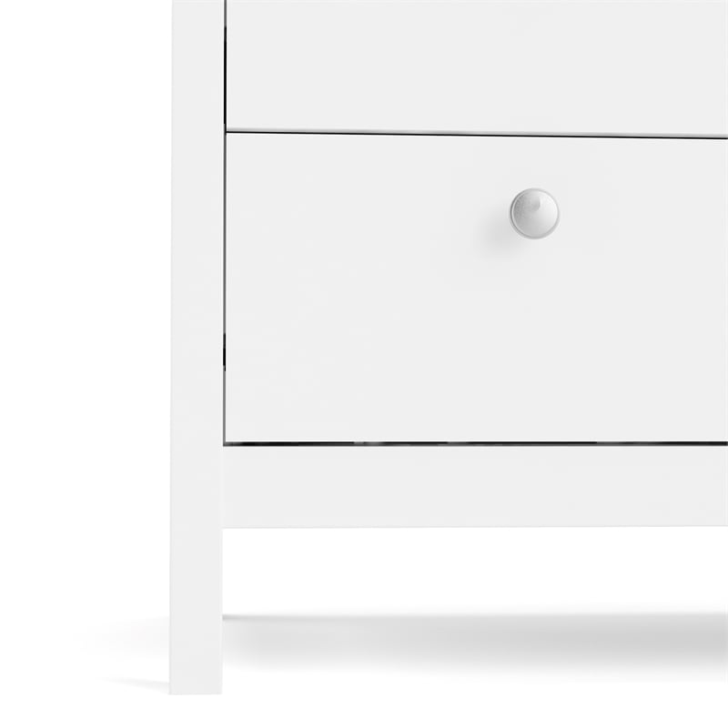 Home Square Set of 3 5-Drawer Chest & 2 Nightstands in White