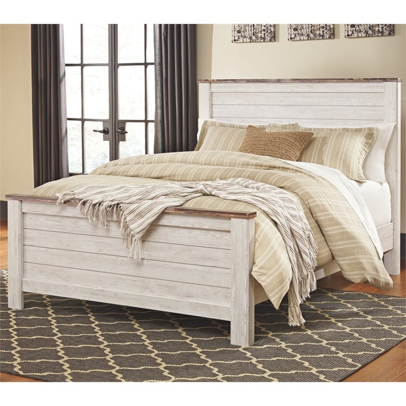 Home Square Set of 2 Queen Panel Bed & 4-Drawer Door Chest in Whitewash