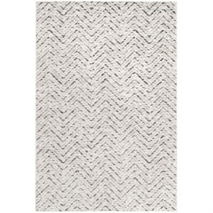 maklaine 6' x 9' power loomed rug in ivory and charcoal