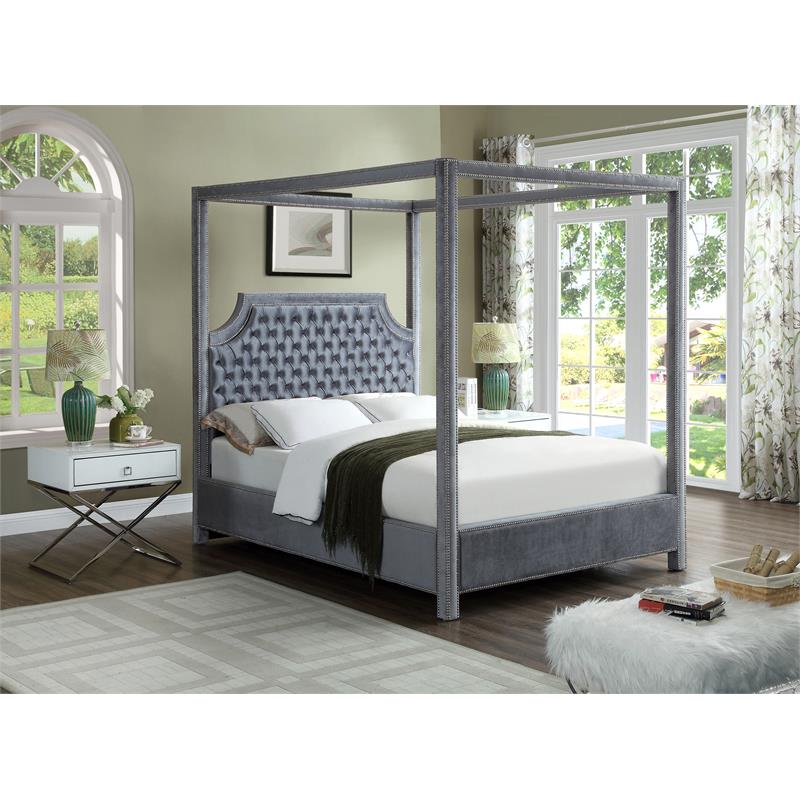 Maklaine Contemporary Tufted Velvet King Bed in Gray