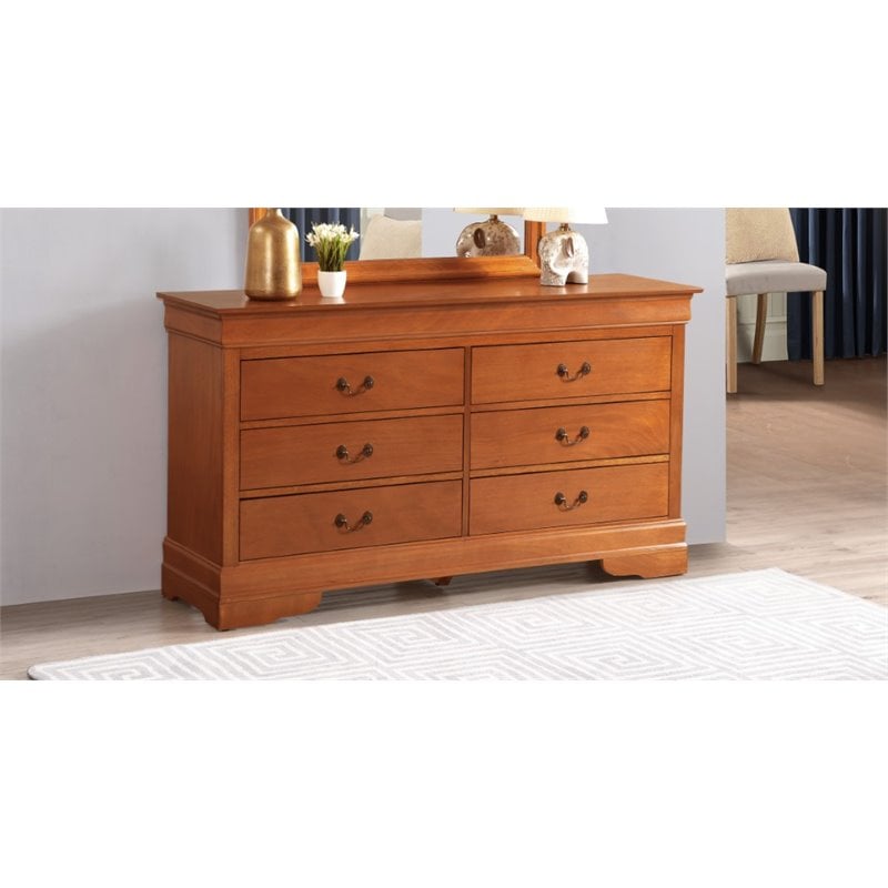 Maklaine Traditional Engineered Wood 6 Drawer Dresser in Oak