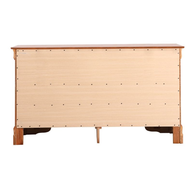 Maklaine Traditional Engineered Wood 6 Drawer Dresser in Oak