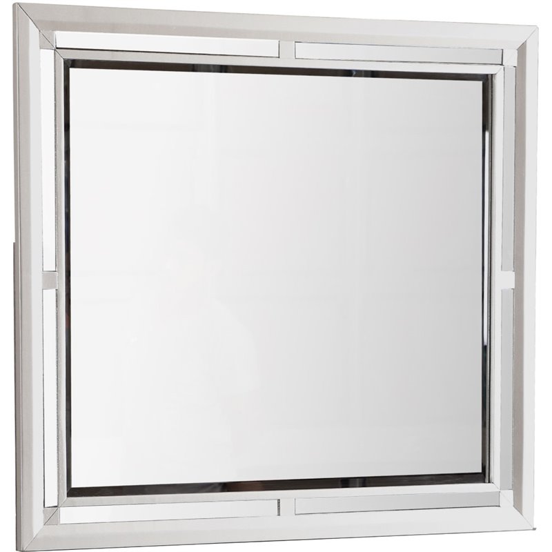 Maklaine Traditional Engineered Wood Mirror in Silver Champagne