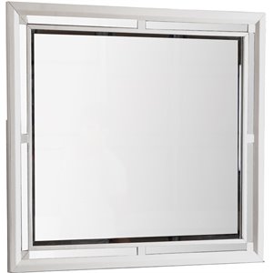 Maklaine Traditional Engineered Wood Mirror in Silver Champagne