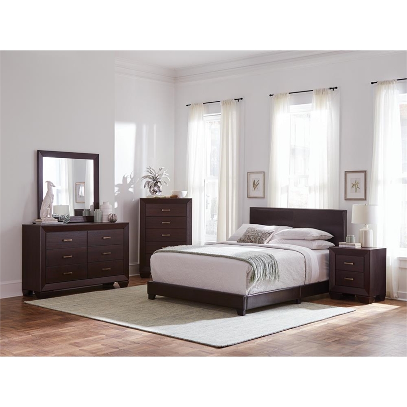 Maklaine 5-piece Wood Queen Bedroom Set in Brown and Dark Cocoa