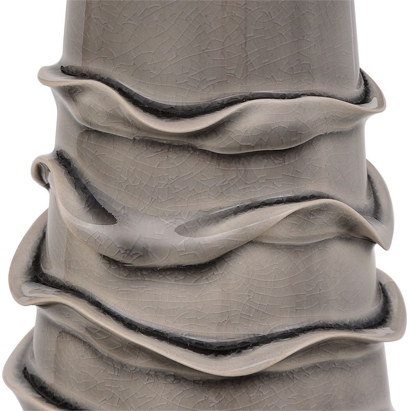 Maklaine 1-Light Coastal Ceramic & Iron Table Lamp in Dove Gray