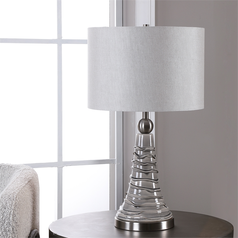Maklaine 1-Light Coastal Ceramic & Iron Table Lamp in Dove Gray
