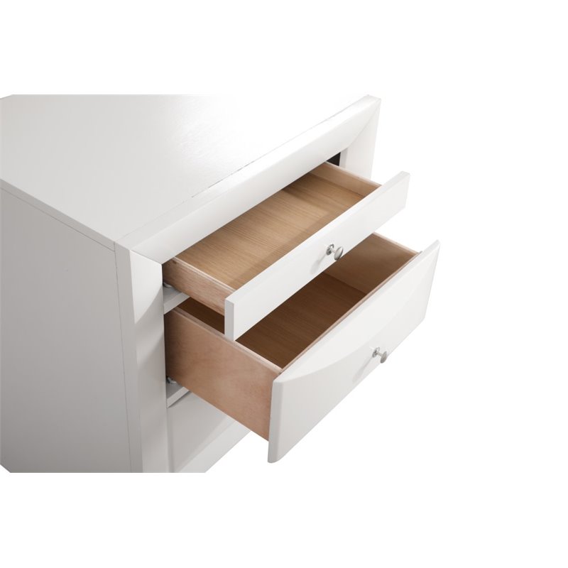 Maklaine Contemporary 3 Drawer Nightstand in White - Fully Assembled