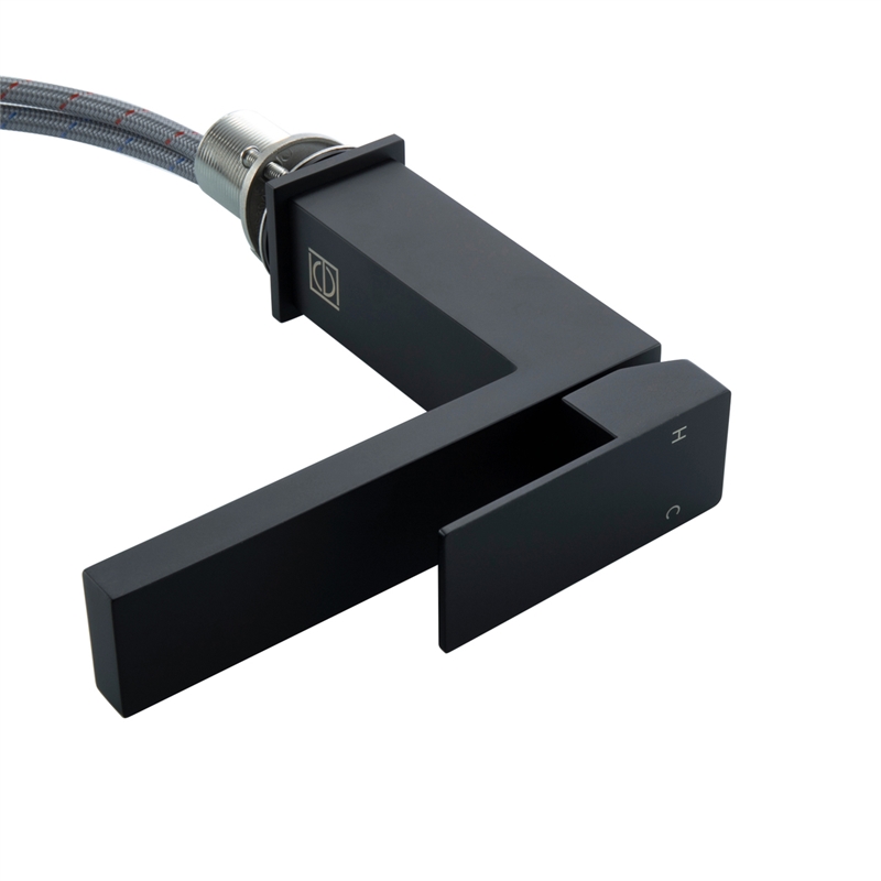 Maklaine Contemporary Stainless Steel Bathroom Faucet in Black