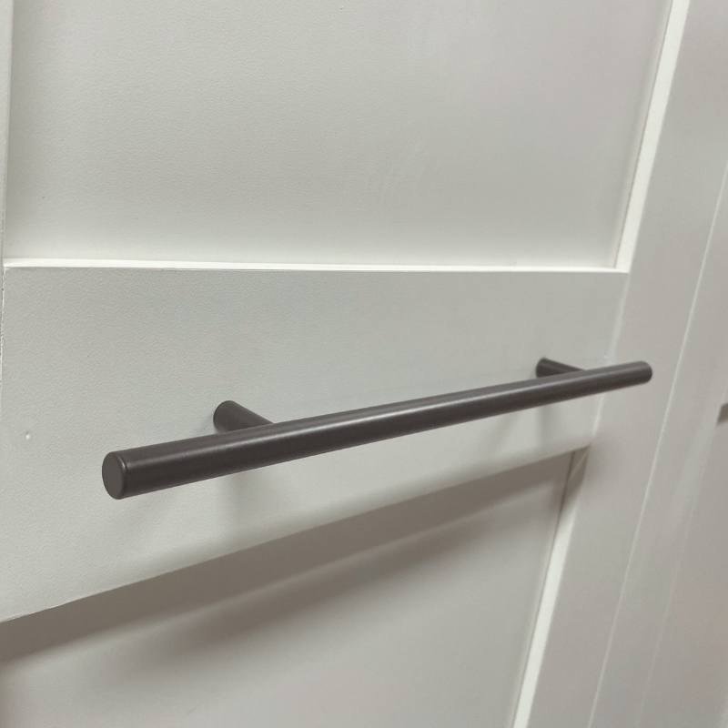 Maklaine Contemporary 65-inch Queen Murphy Bed Sturdy in White