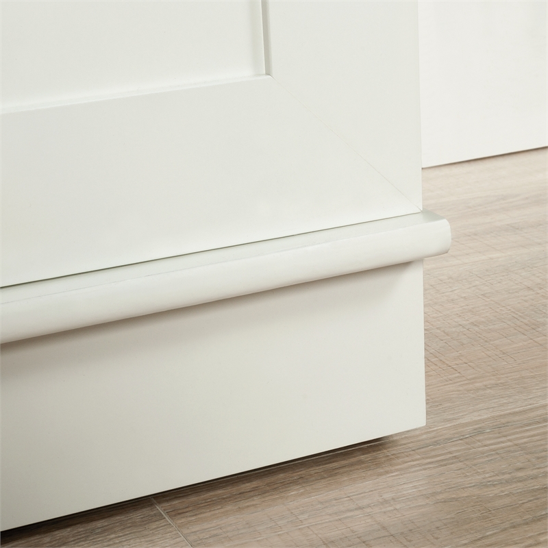 Maklaine Contemporary Base Cabinet in a Glacier White finish
