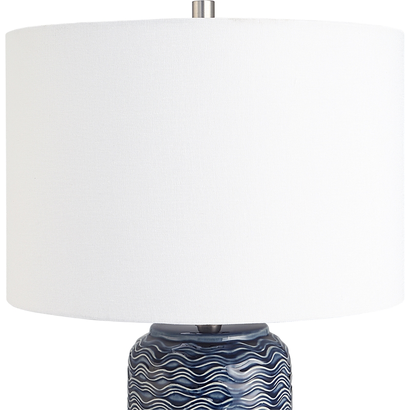 Maklaine 1-Light Coastal Ceramic and Fabric Table Lamp in Blue