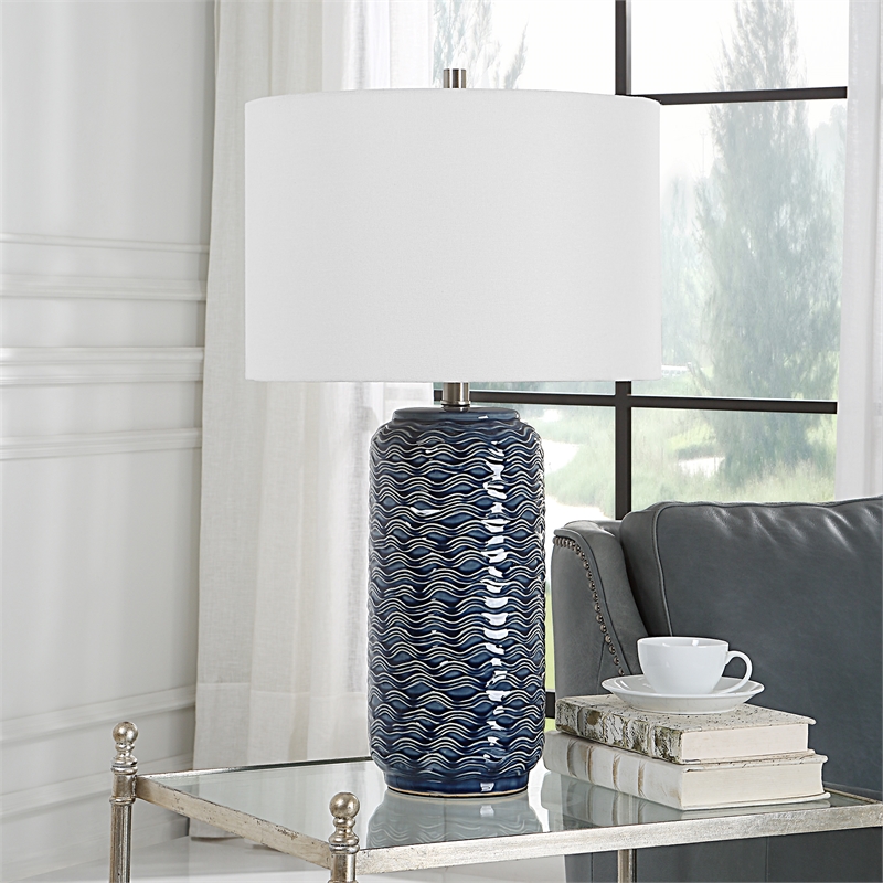 Maklaine 1-Light Coastal Ceramic and Fabric Table Lamp in Blue