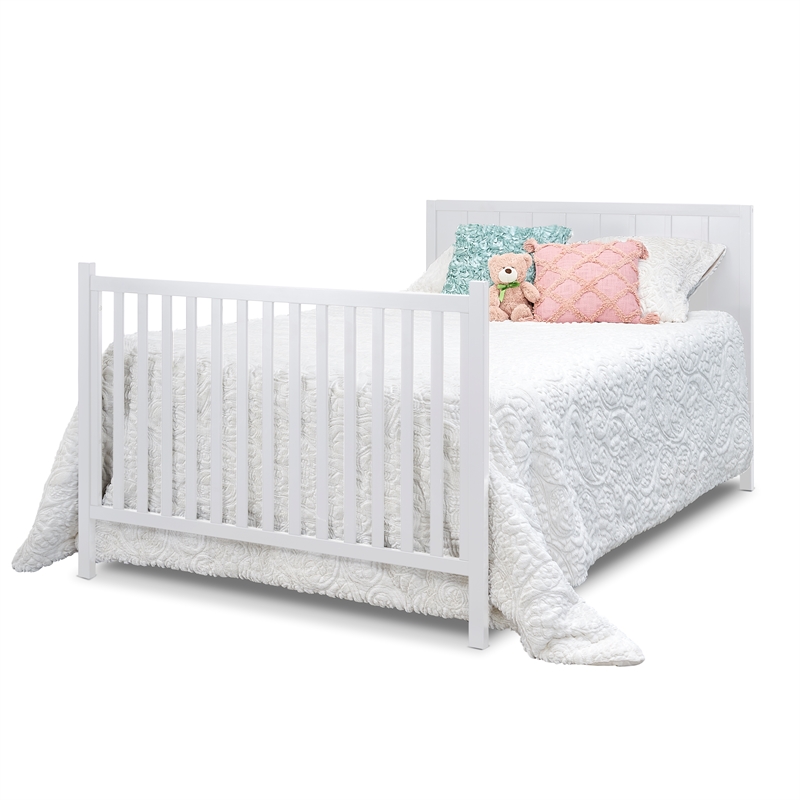 Maklaine Modern / Contemporary 4-in-1 Convertible Crib White