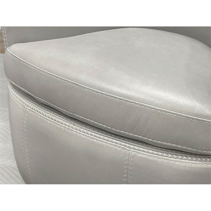 Maklaine Steamboat Ice All Italian Leather Swivel Club Chair