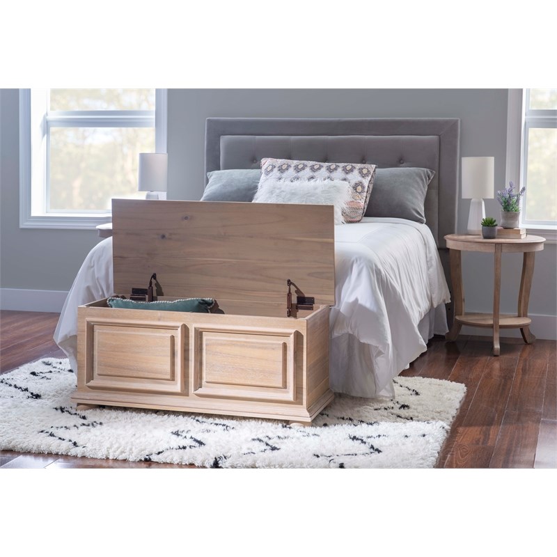 Maklaine Wood Modern Transitional Cedar Chest in Natural Finish