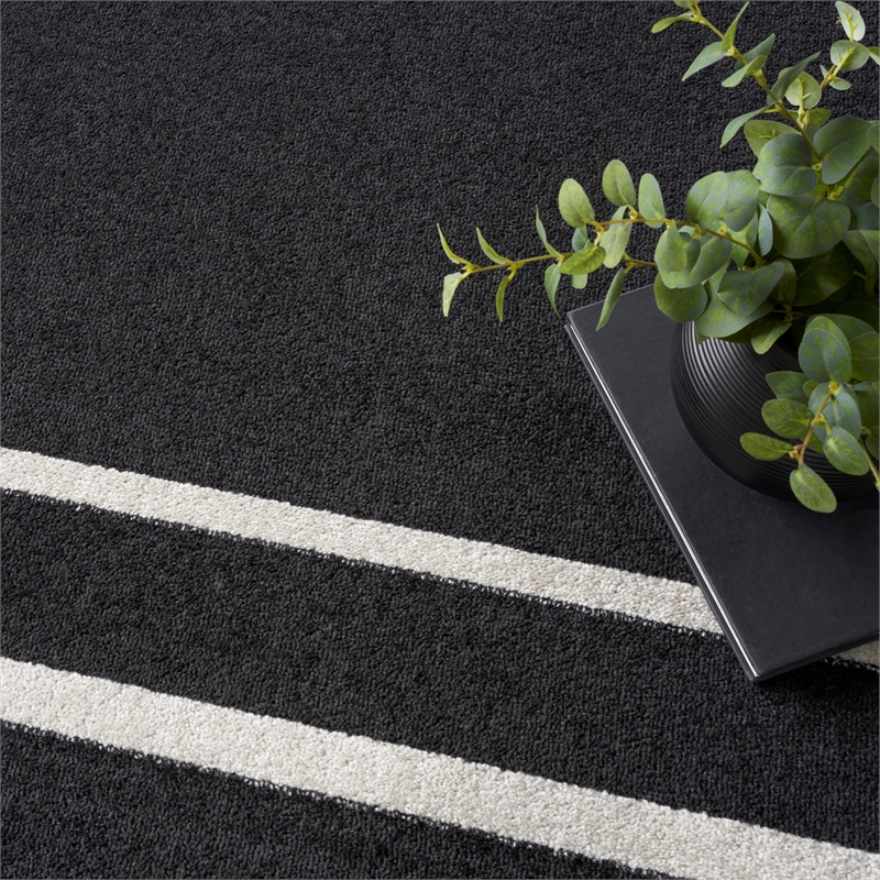 Maklaine 10' x 14' Black Ivory Contemporary Indoor/Outdoor Rug