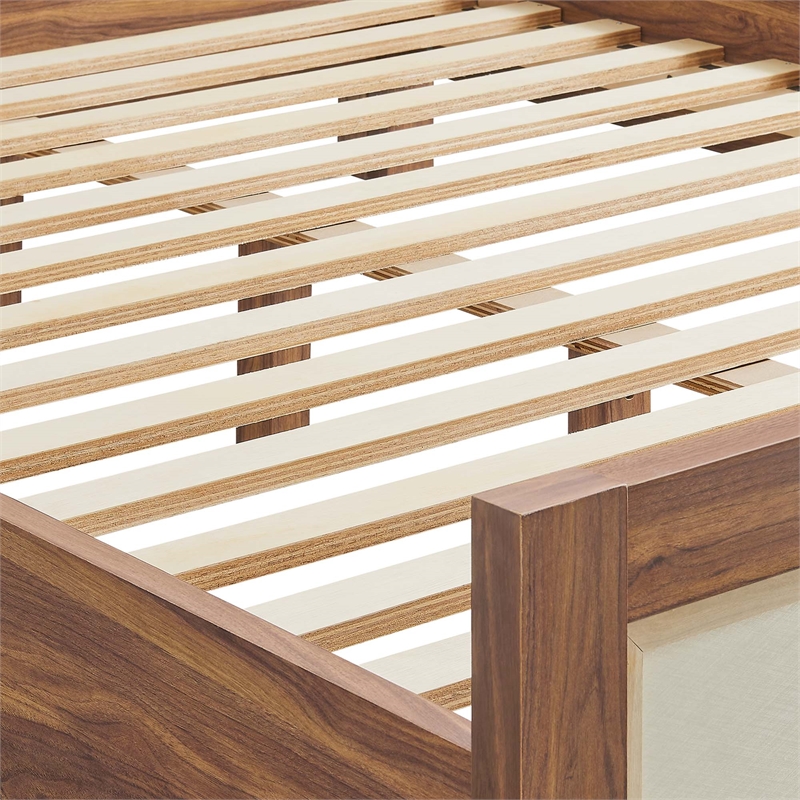 Maklaine Contemporary Wood Grain Queen Platform Bed in Walnut