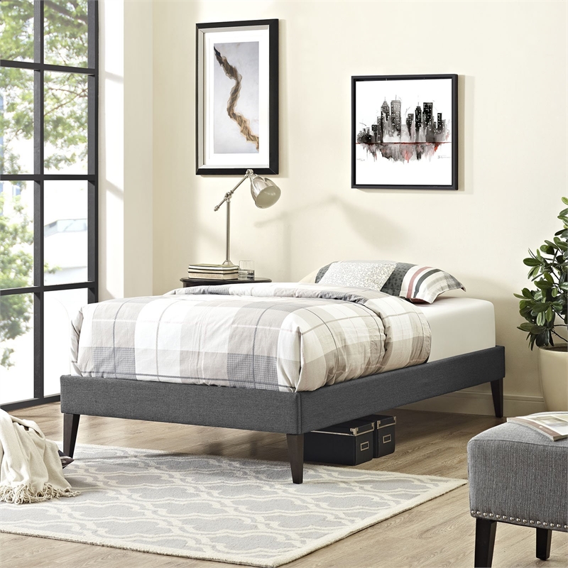 Maklaine Mid-Century Fabric Upholstered Queen Platform Bed in Gray