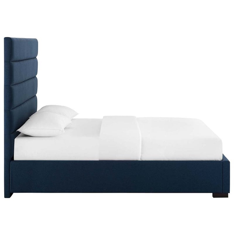Maklaine Queen Upholstered Fabric and Solid Wood Platform Bed in Blue