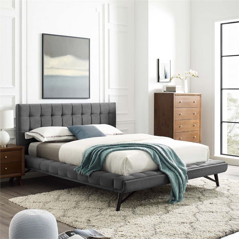 Maklaine Queen Biscuit Tufted Performance Velvet Platform Bed in Gray