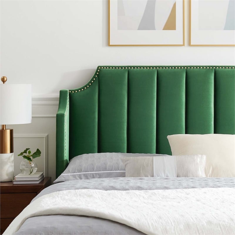 Maklaine Performance Velvet Queen Platform Bed in Emerald Green