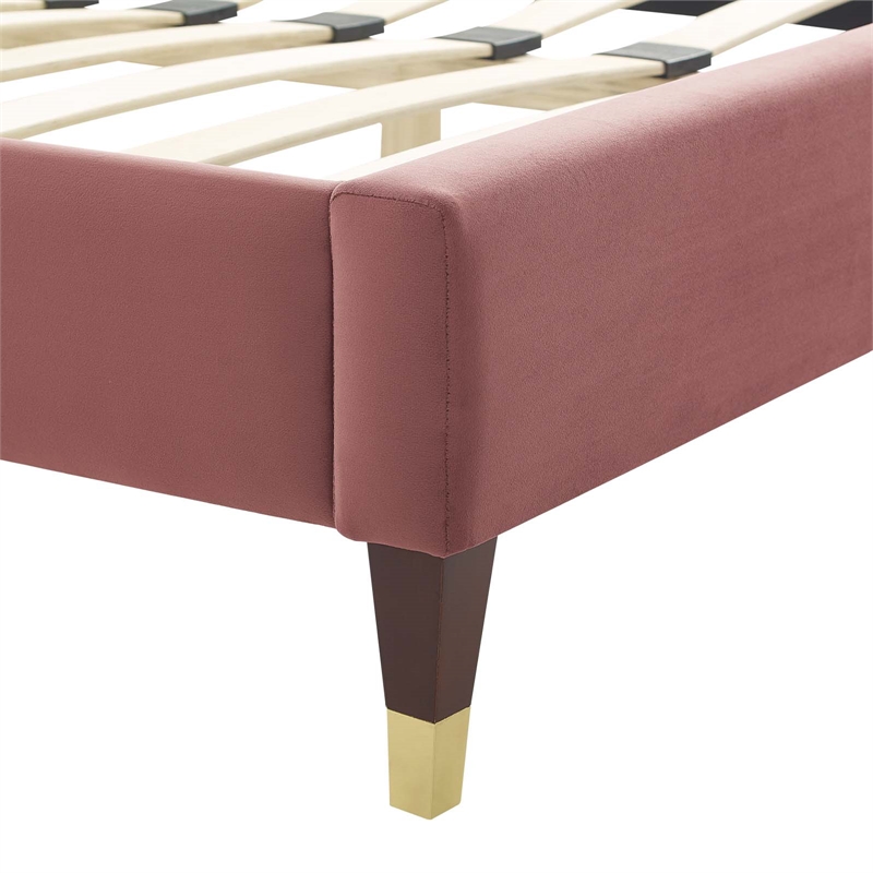 Maklaine Channel Tufted Velvet King Platform Bed in Dusty Rose