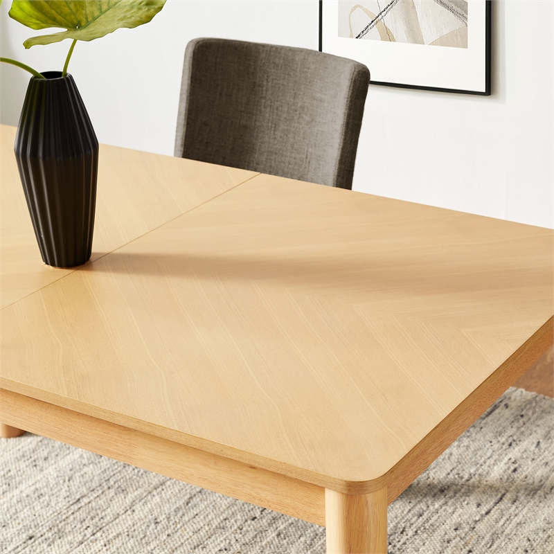 Maklaine Modern / Contemporary Extendable Dining Table in Oak