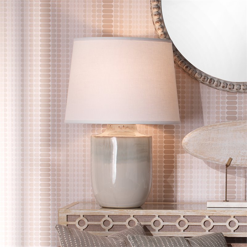 Maklaine Ombre Coastal Ceramic Table Lamp With Linen Shade in Cream