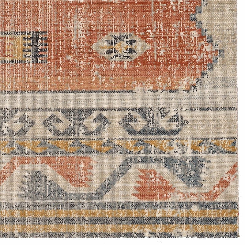 Laysan Home Traditional Machine Made Polyester 8'x10' Rug in Ivory and Rust