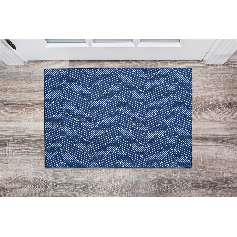 Laysan Home Transitional Washable Polyester 2'x3' Rectangle Rug in Blue / Ivory