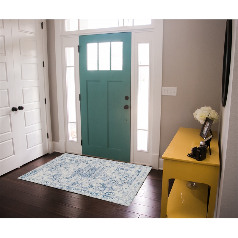 Laysan Home Transitional Washable Polyester 3'x5' Rectangle Rug in Gray / Ivory