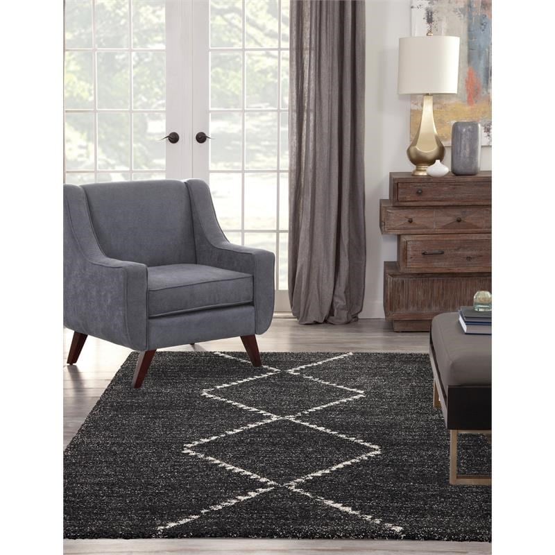 Granada Asher Olefin Shag Black/ Ivory Argyle Area Rug