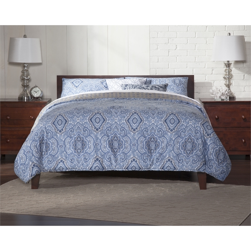 Leo & Lacey Transitional Solid Wood Queen Platform Bed w/ USB Charger in Walnut