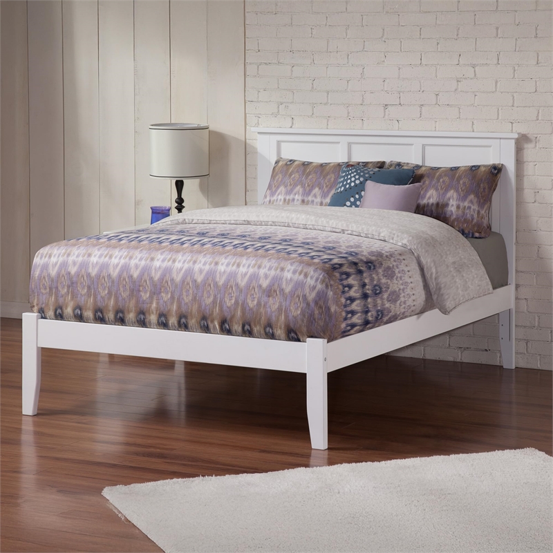 Leo & Lacey Madison Queen Solid Wood Platform Bed in White