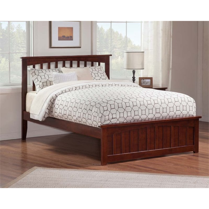 Leo & Lacey Solid Wood Queen Platform Bed with Footboard & USB Charger in Walnut