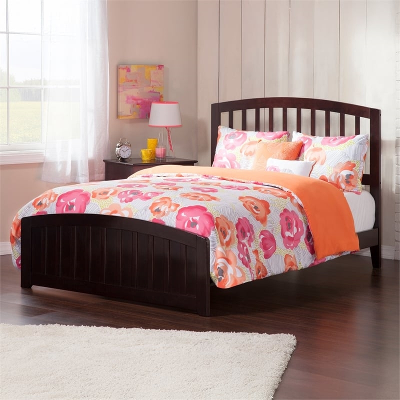 Leo & Lacey Full Wood Foundation Bed with Matching Footboard in Espresso