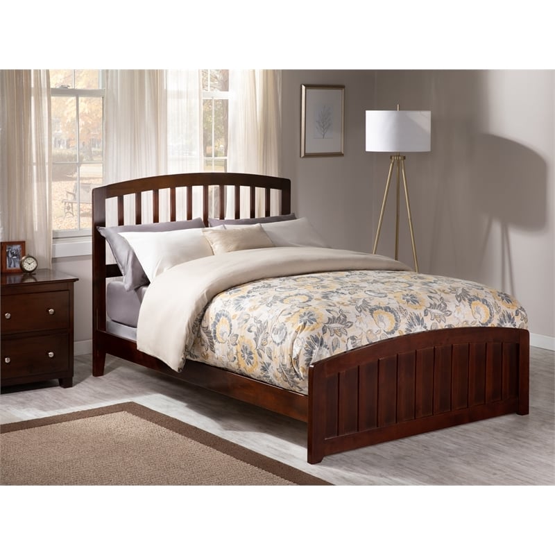 Leo & Lacey Farmhouse Solid Wood Full Bed w/ Footboard and USB Charger in Walnut